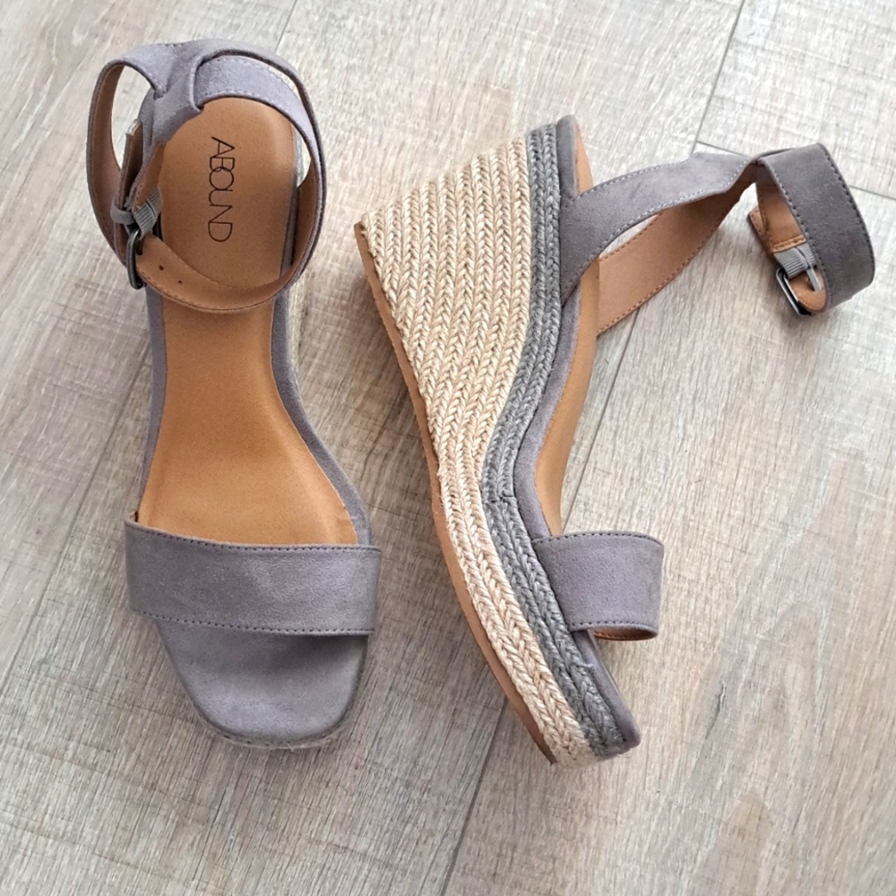 Grey suede ankle strap platform wedges 8.5